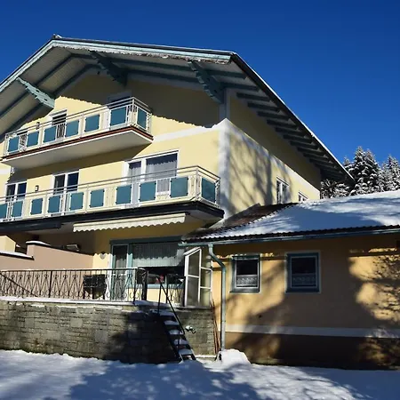 Holiday home Bergblick